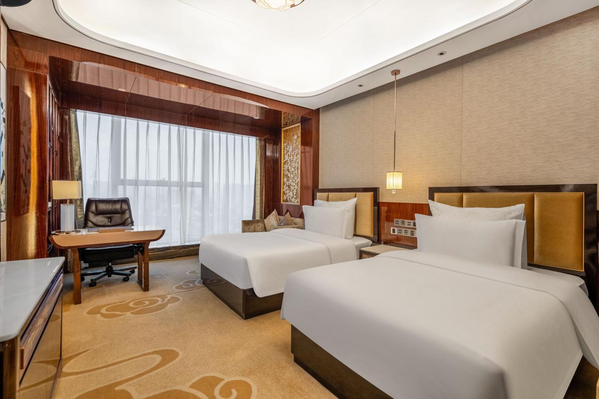 Chengdu Cynn Hotel Экстерьер фото
